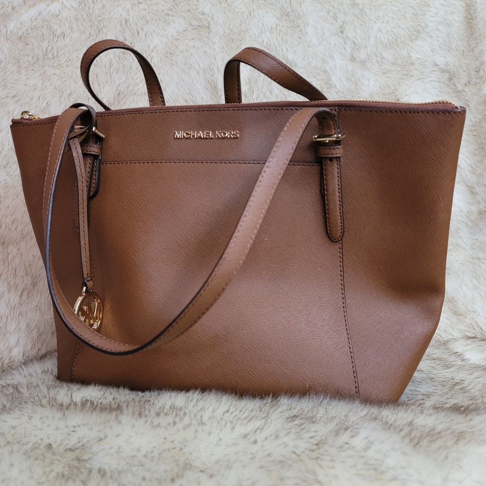 Michael Kors Ciara